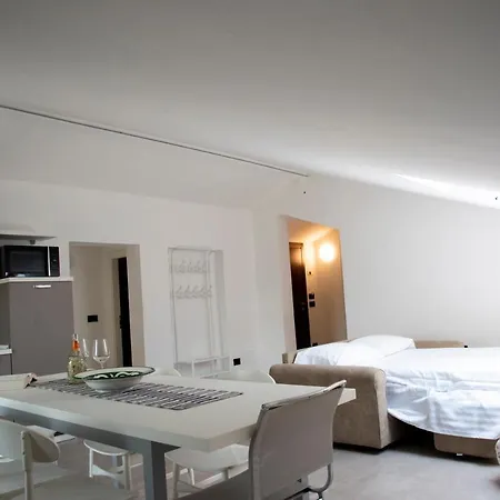 Casalo' Igea 公寓 贝拉里亚-伊贾马里纳